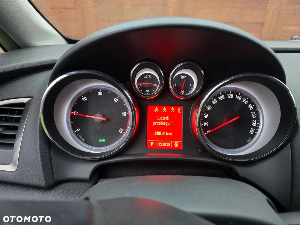 Opel Astra 2.0 CDTI Enjoy - 9