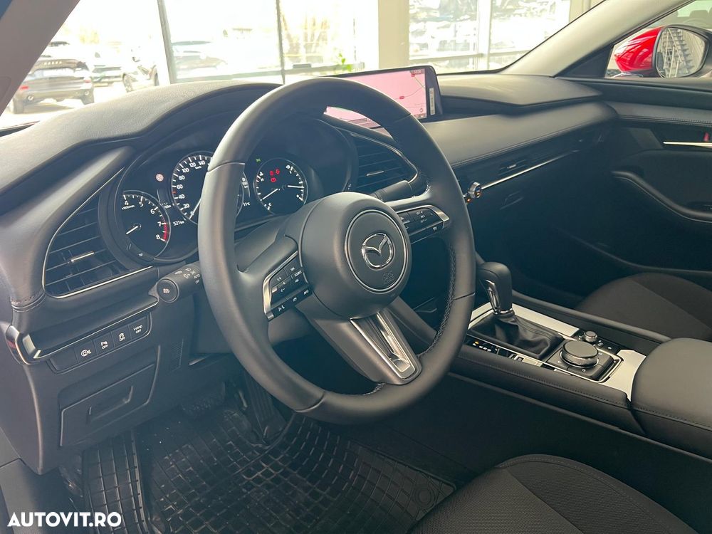 Mazda 3 e-Skyactiv X186 AT MHEV Center-Line - 12