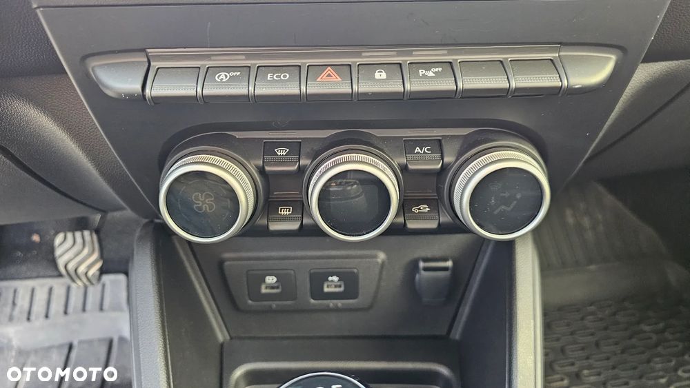 Dacia Duster 1.0 TCe Journey - 27