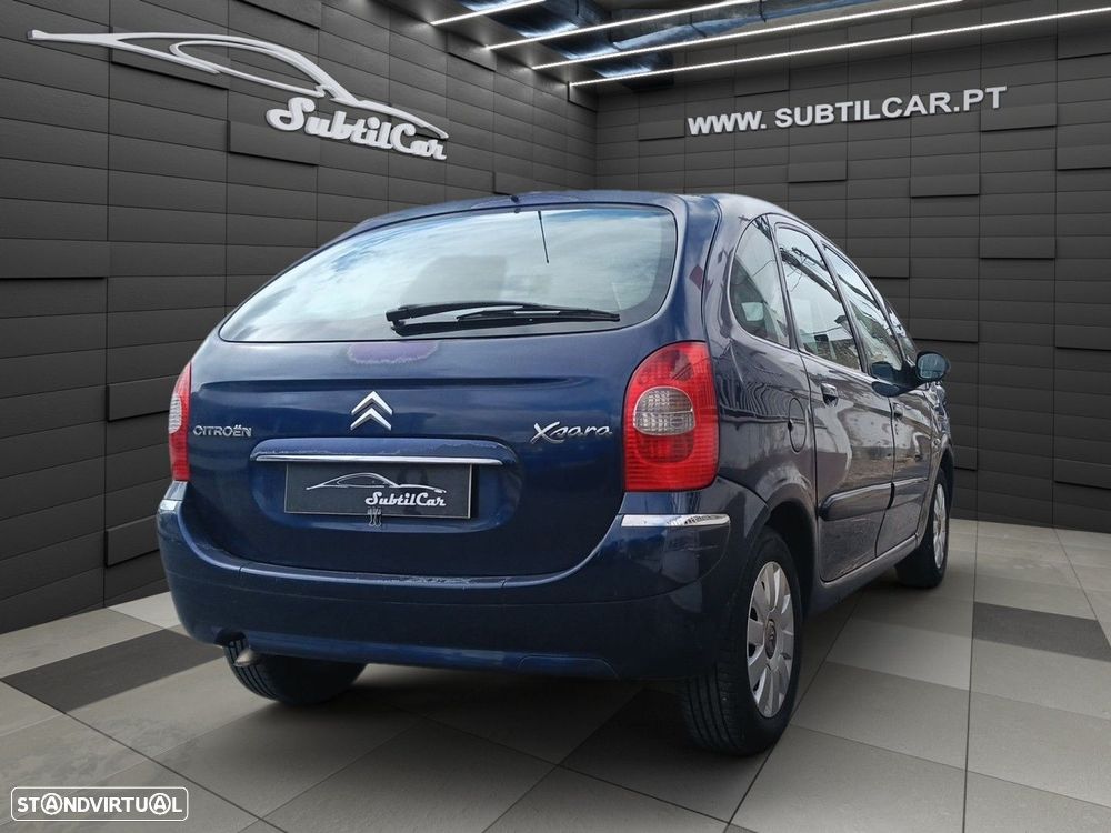 Citroën C4 Picasso 1.6 HDi Exclusive - 3