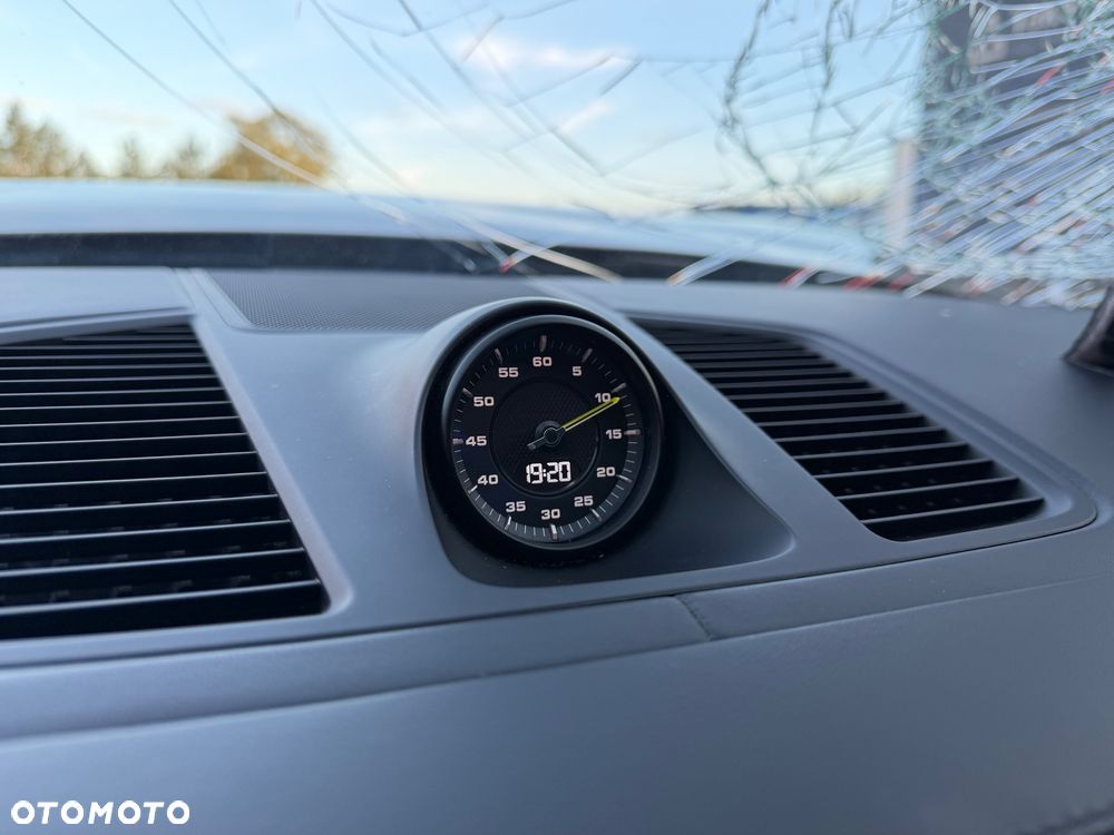 Porsche Cayenne E-Hybrid Tiptronic S Platinum Edition - 26