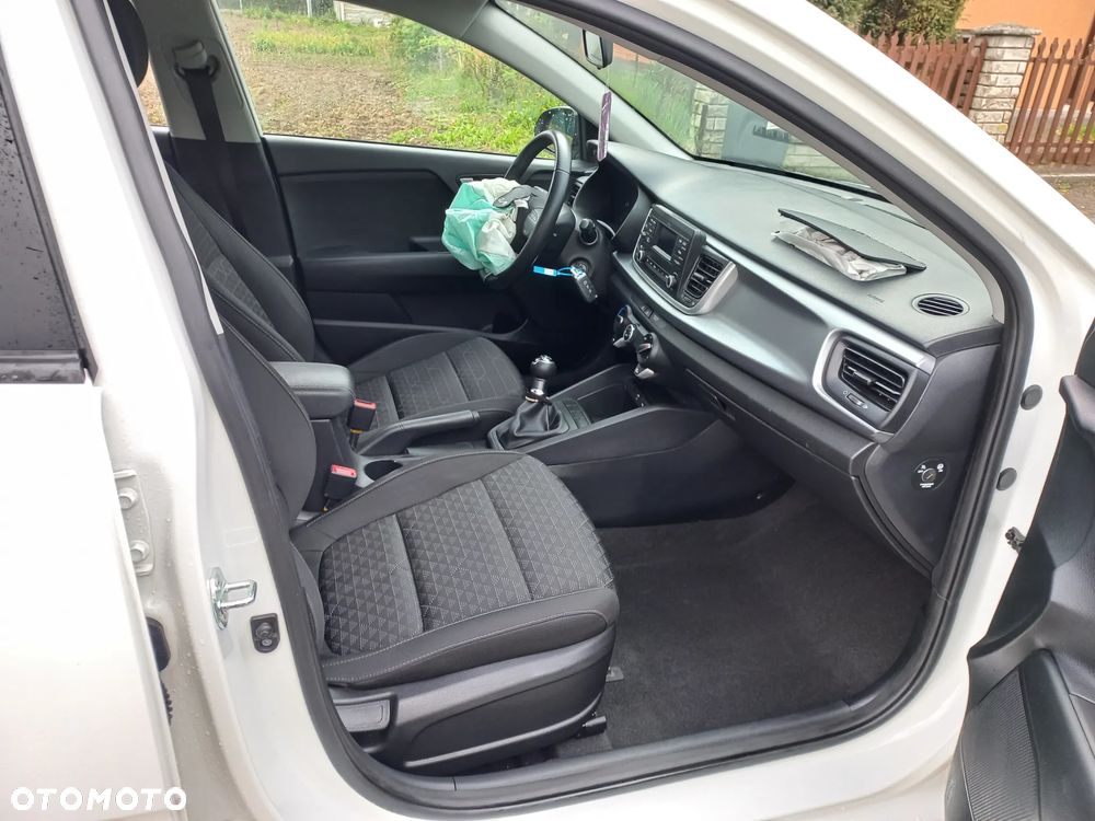 Kia Rio 1.2 Edition 7 - 20