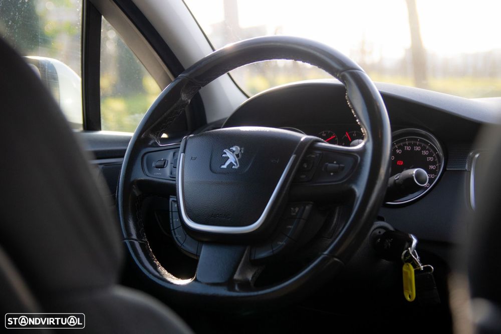 Peugeot 508 SW 1.6 e-HDi Allure 2-Tronic 105g - 29