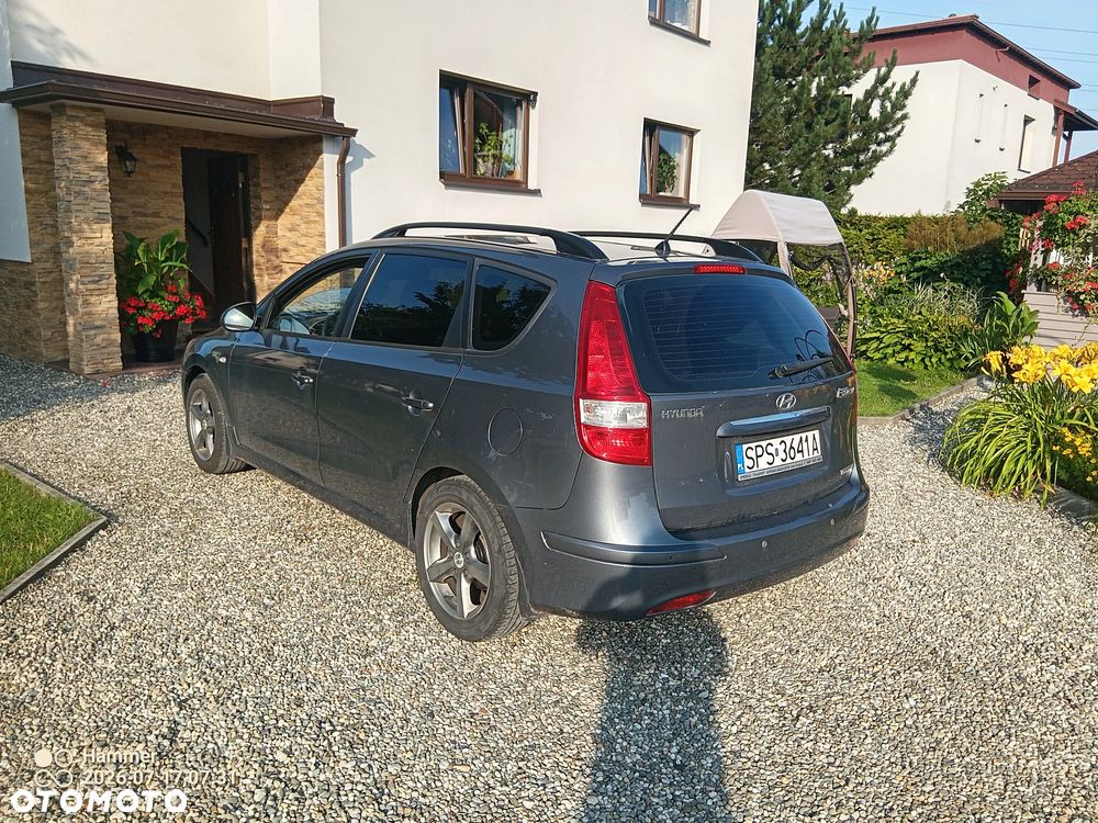 Hyundai i30 1.6 CRDi Base EU5 - 8