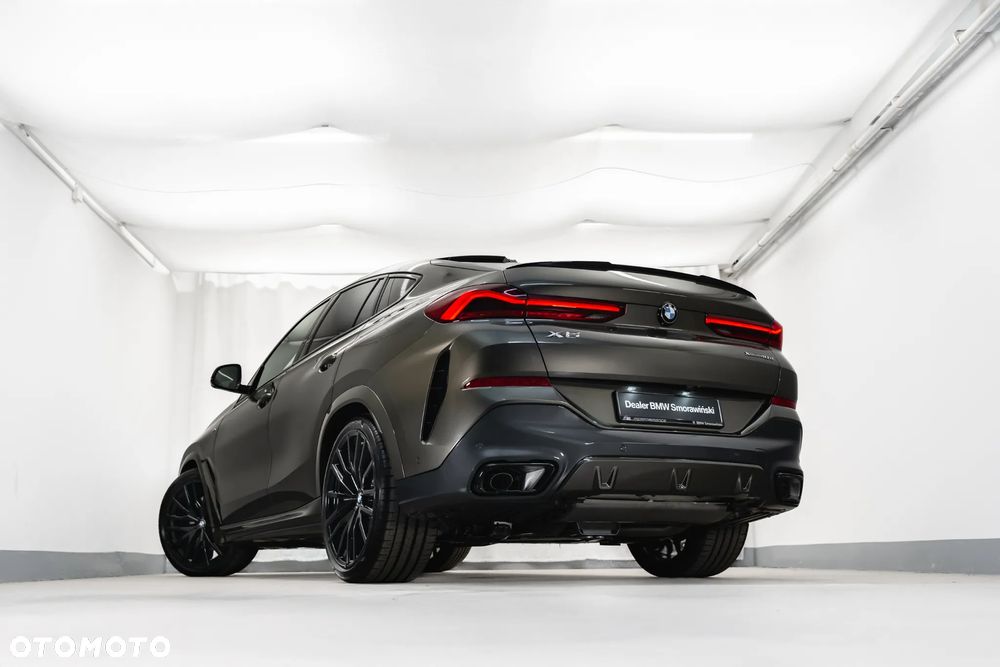BMW X6 xDrive30d - 16