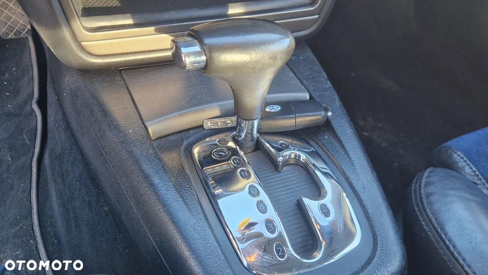 Volkswagen Passat 1.8T Highline Tiptr - 10