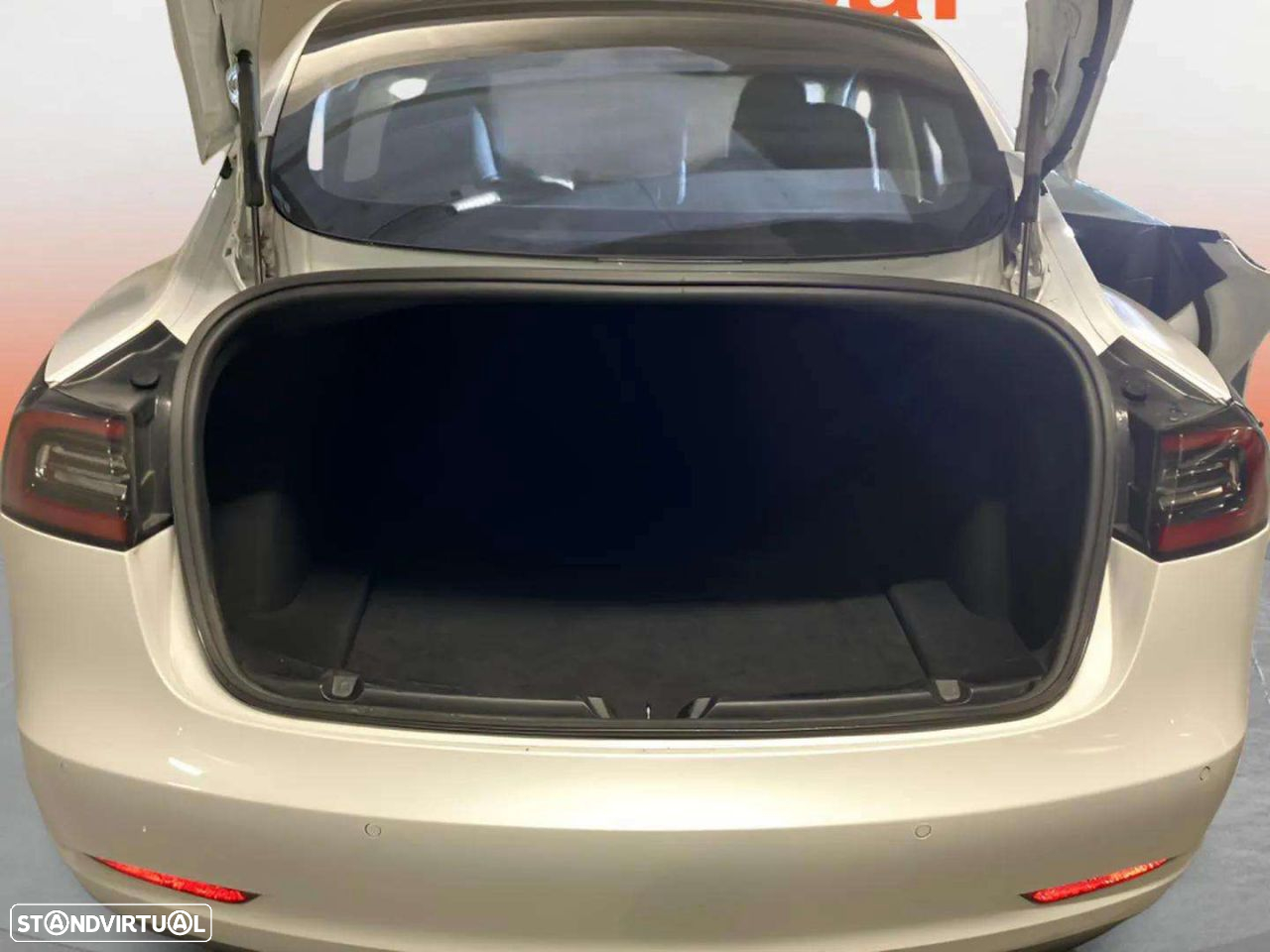 Tesla Model 3 Performance Dual Motor AWD - 17