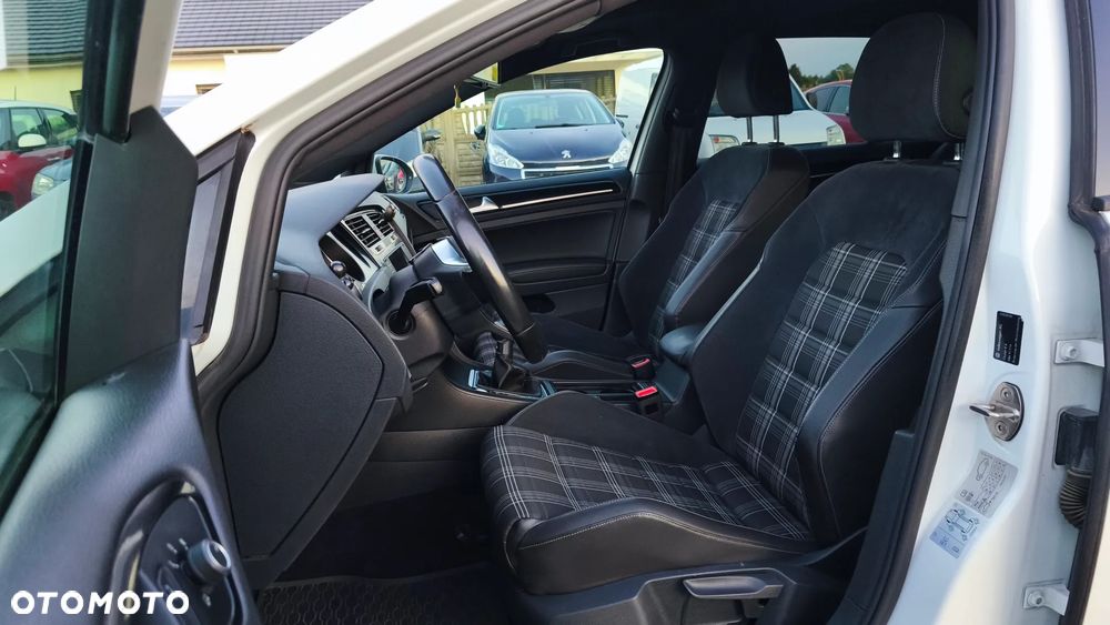 Volkswagen Golf GTD (BlueMotion Technology) - 19