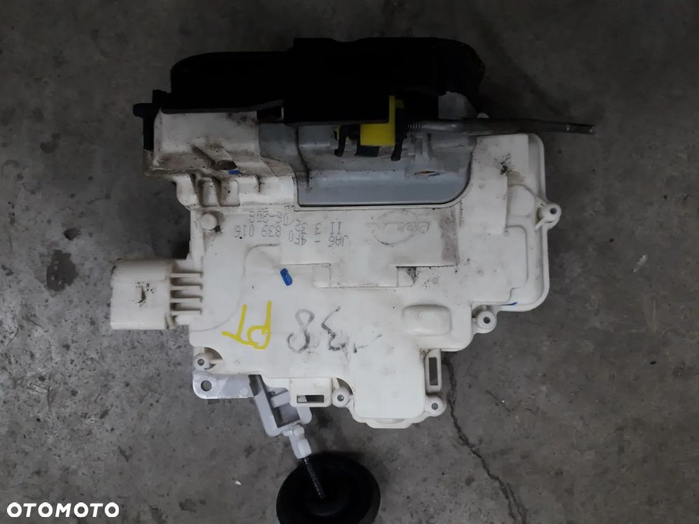 zamek drzwi tył lewy prawy 4F0839016 4F0839015  A6 C6 2.0 FSI TFSI BPJ - 1