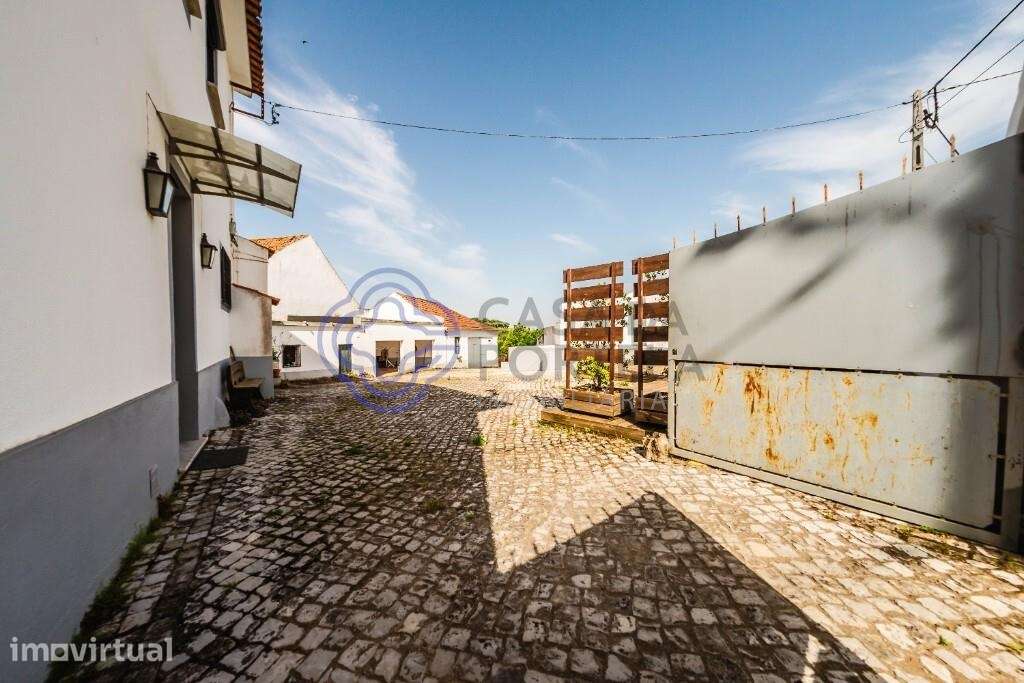 Quintinha T4 com piscina no Peral - Grande imagem: 4/60