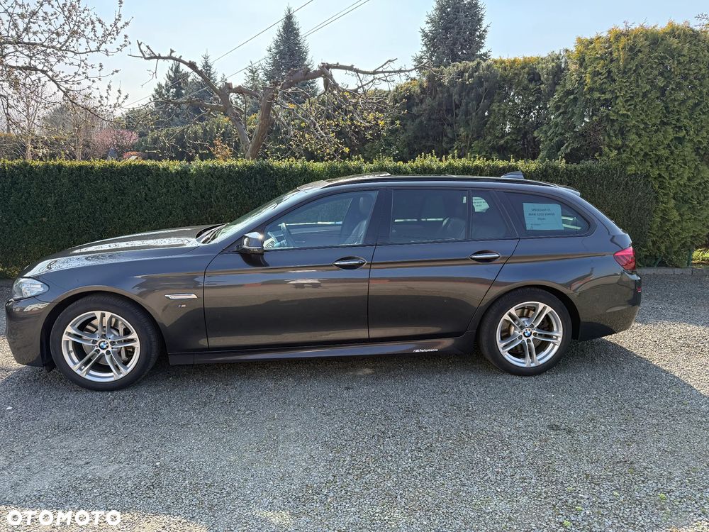 BMW Seria 5 525d xDrive - 4