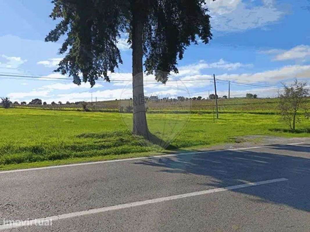 Terreno  para venda - Grande imagem: 2/9