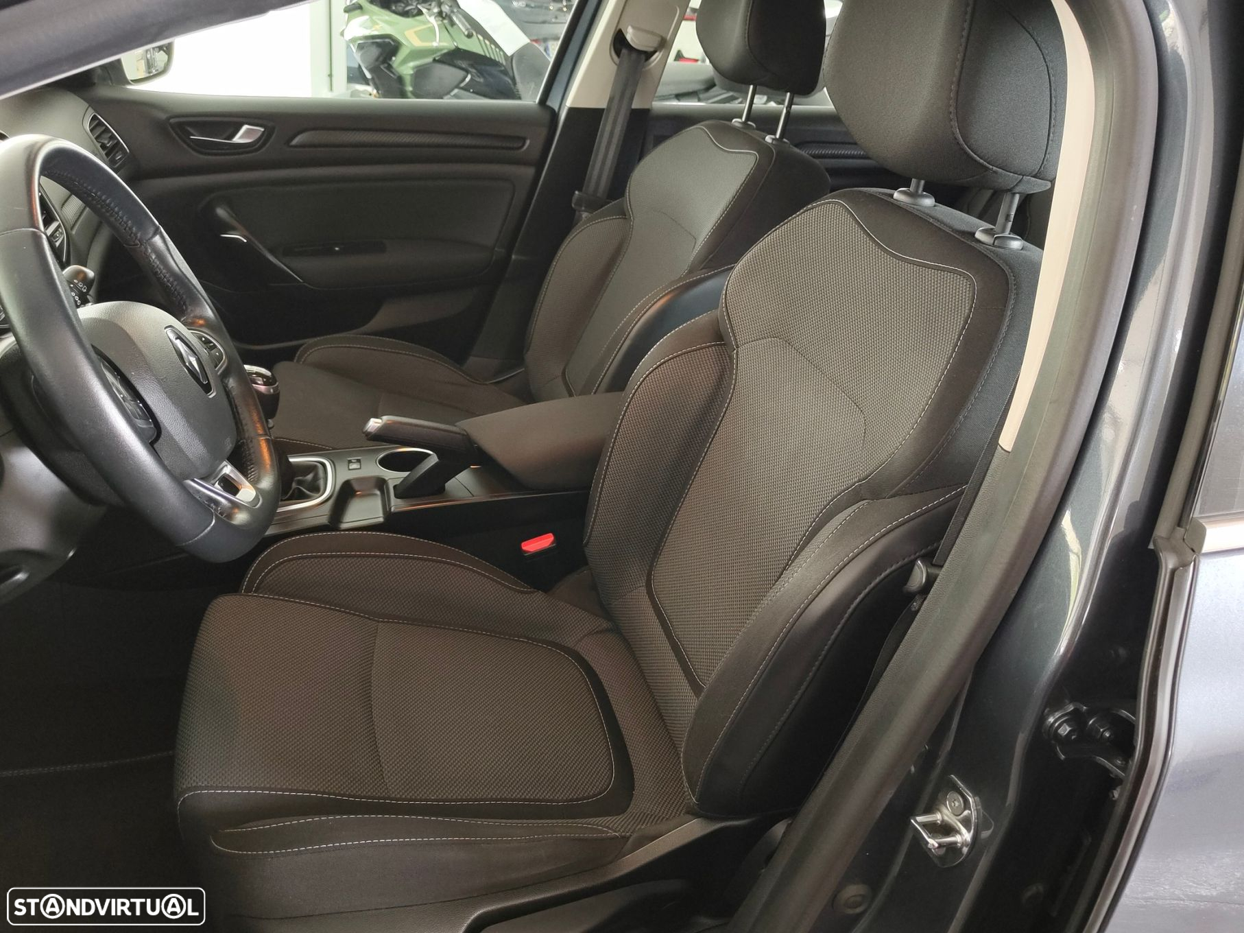 Renault Mégane - 6
