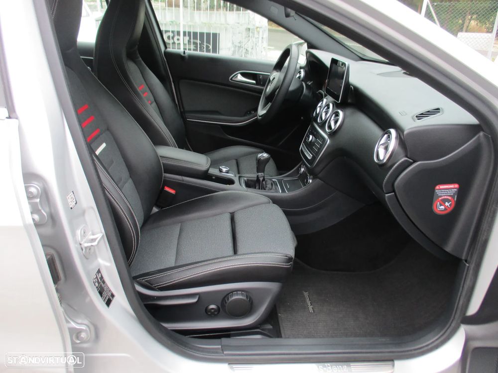 Mercedes-Benz A 180 CDI (BlueEFFICIENCY) Urban - 21