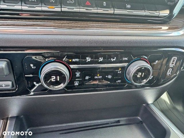 Chevrolet Silverado - 9