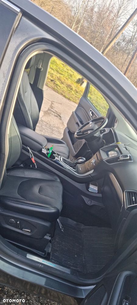 Ford Edge - 9