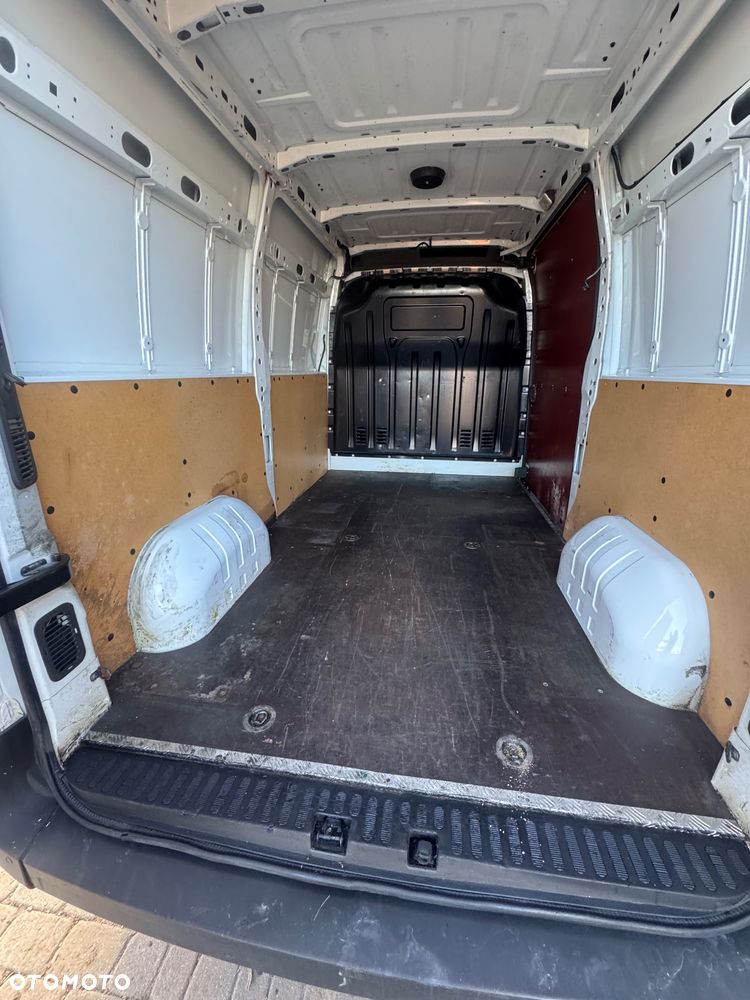 Renault Master 2015 r. L2H2 Blaszak klimatyzacja - 13