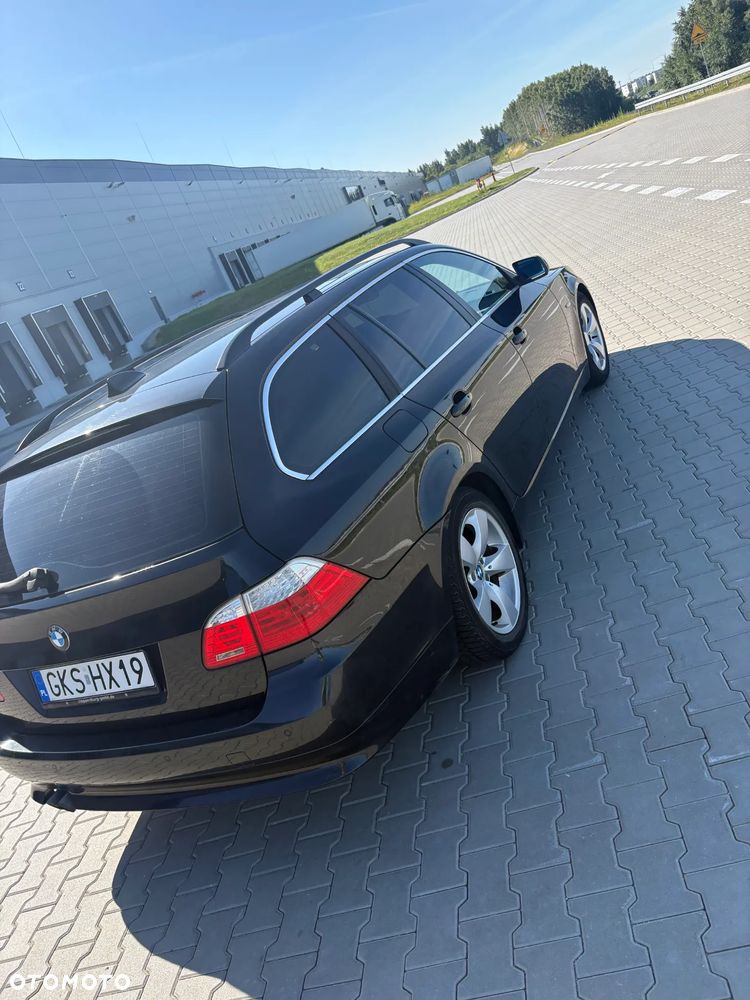 BMW Seria 5 525d - 4