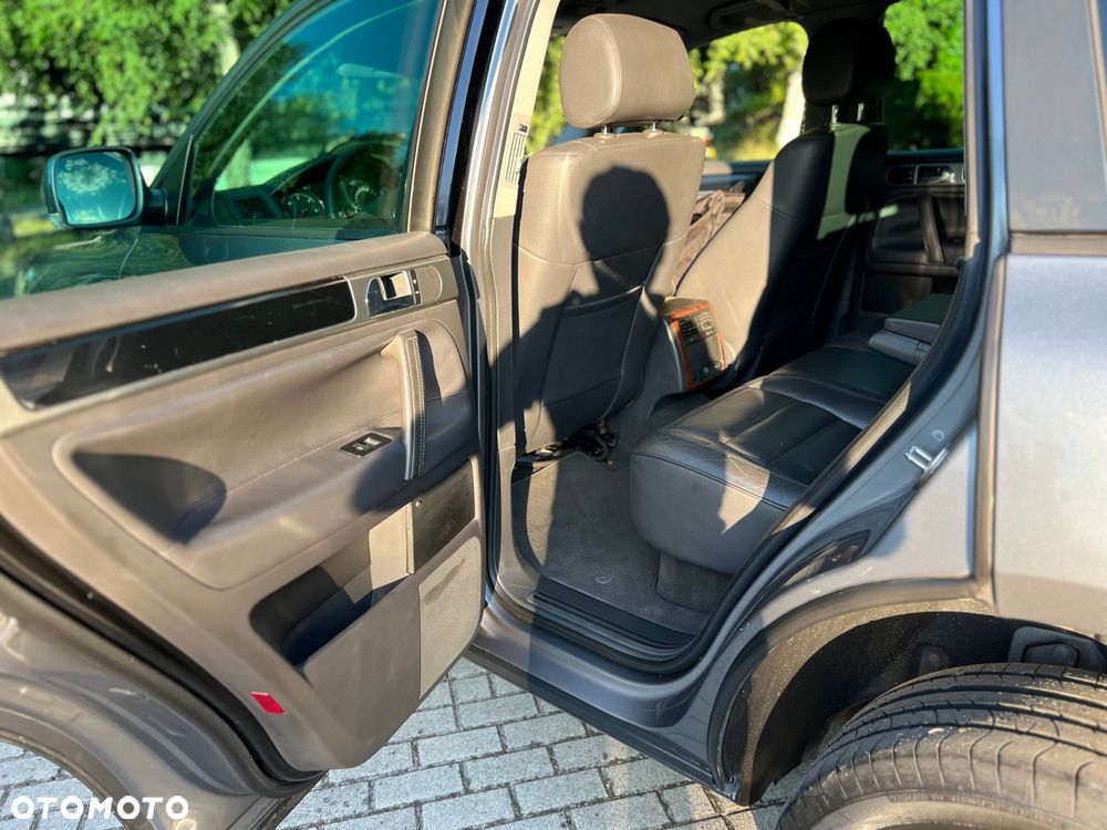 Volkswagen Touareg 2.5 R5 TDI - 22