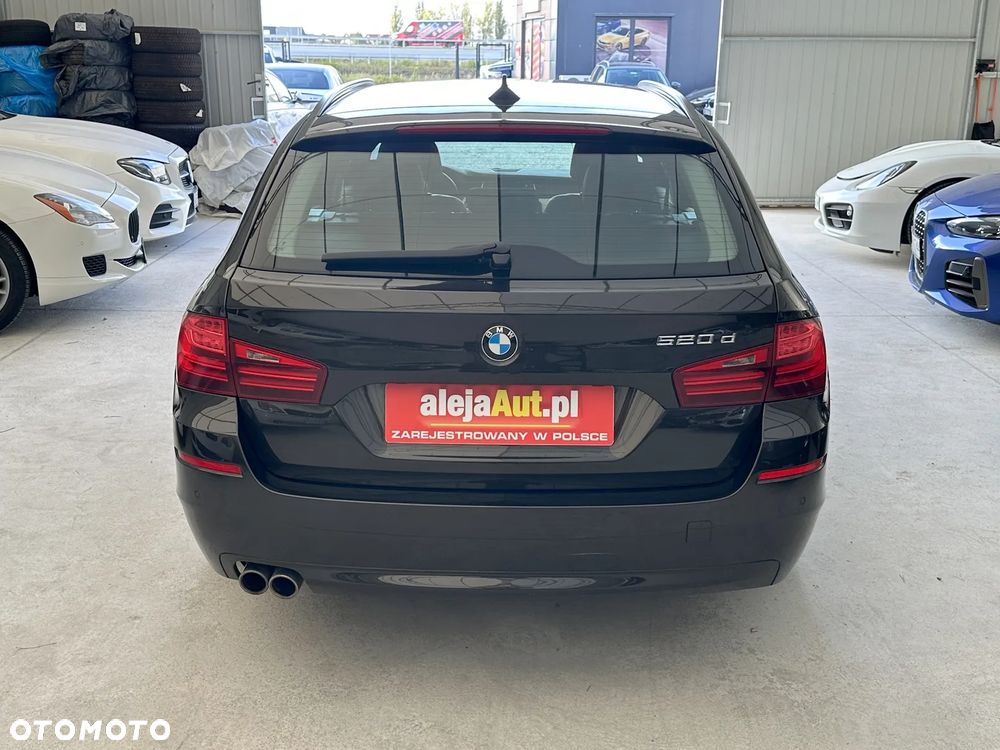 BMW Seria 5 520d - 10
