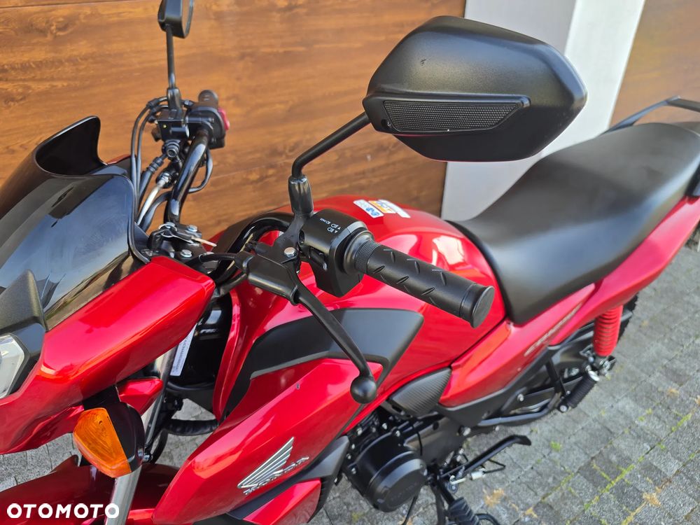 Honda CBF - 24