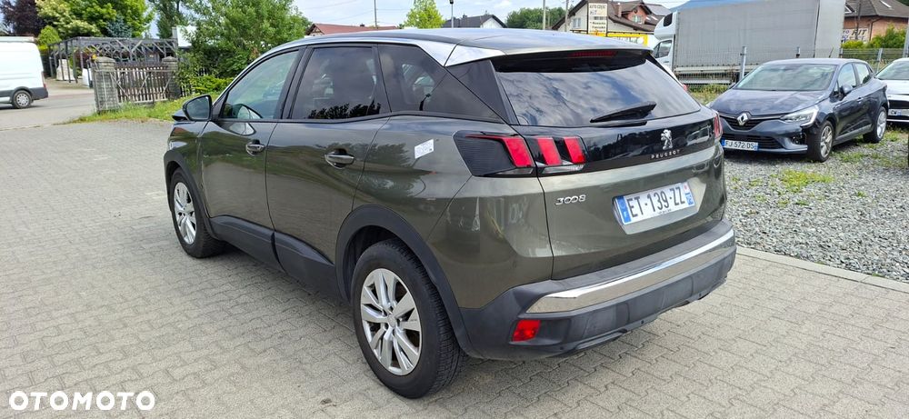 Peugeot 3008 1.2 PureTech Allure S&S EAT6 - 4