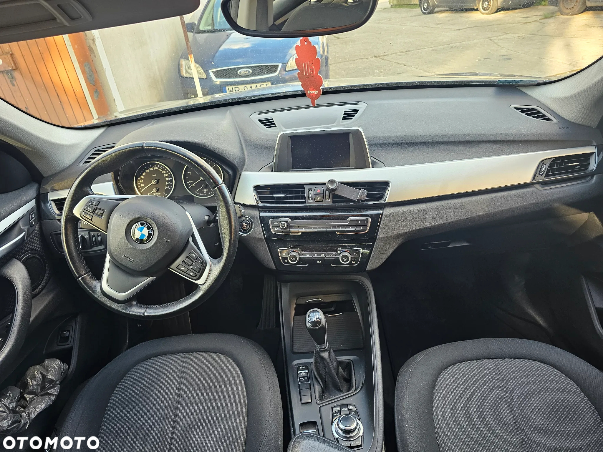 BMW X1 xDrive18d Sport Line - 7