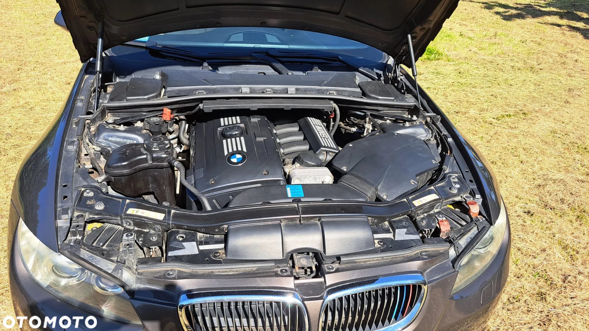 BMW Seria 3 325i Coupe - 22