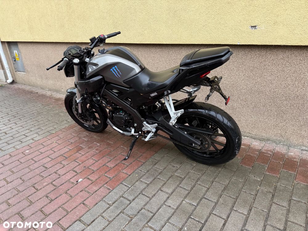 Yamaha MT - 17