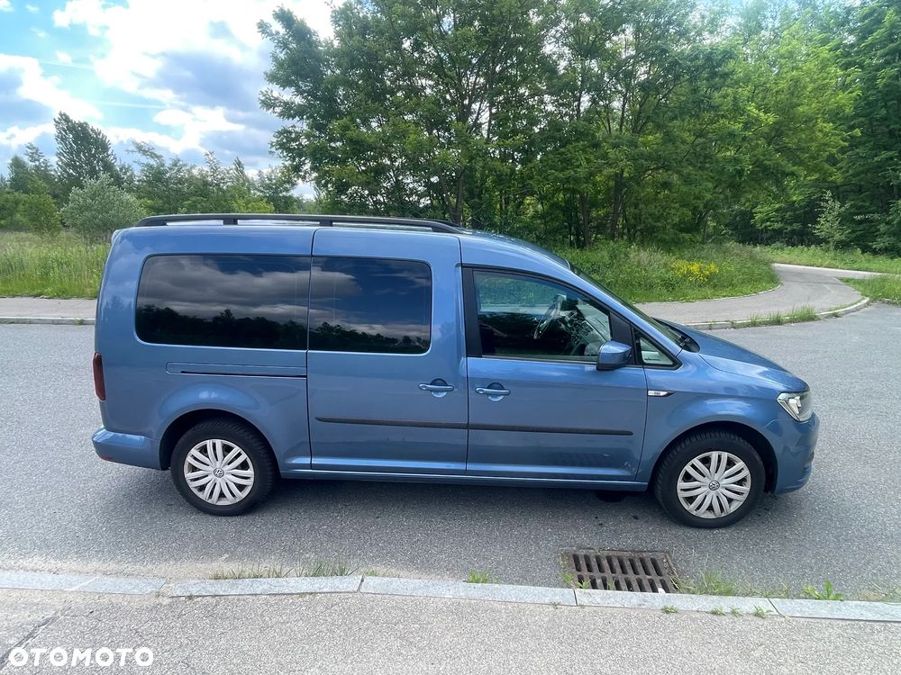 Volkswagen Caddy Maxi 2.0 TDI Comfortline DSG - 2