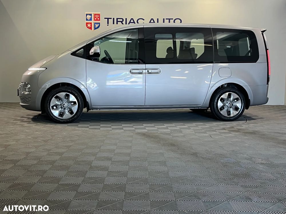 Hyundai Staria 1.6I 215CP 6AT 9 locuri HEV Premium - 3