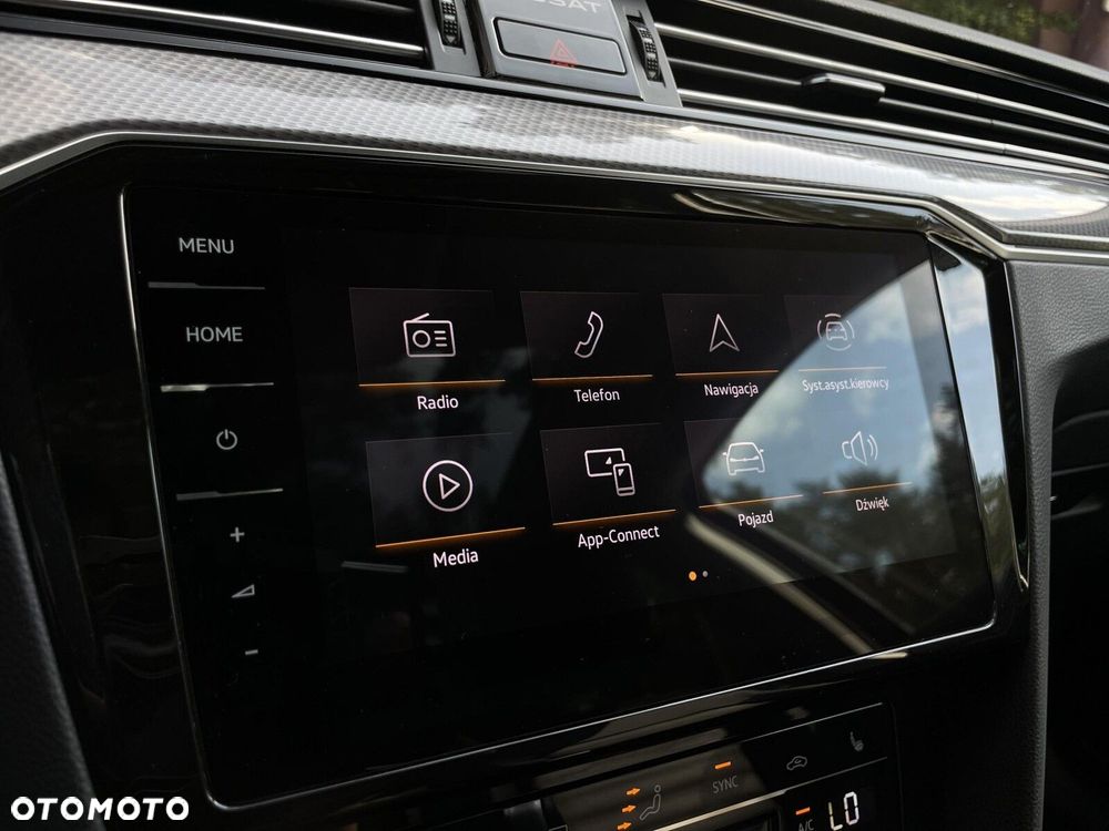 Volkswagen Passat Variant - 35