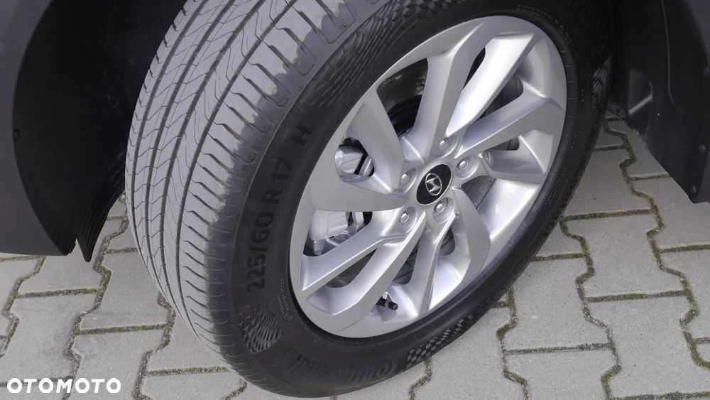 Hyundai Tucson blue 1.7 CRDi 2WD Style - 16