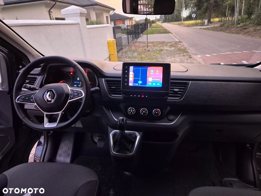 Renault Trafic SpaceClass 2.0 dCi Escapade EDC - 11