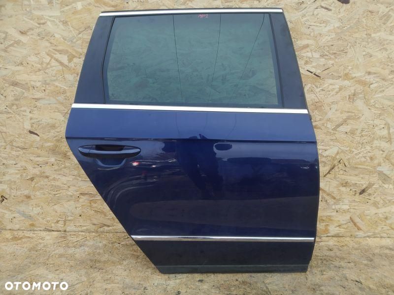 DRZWI PRAWE TYLNE TYŁ KOMBI KOMPLETNE VW PASSAT B6 LD5Q - 1