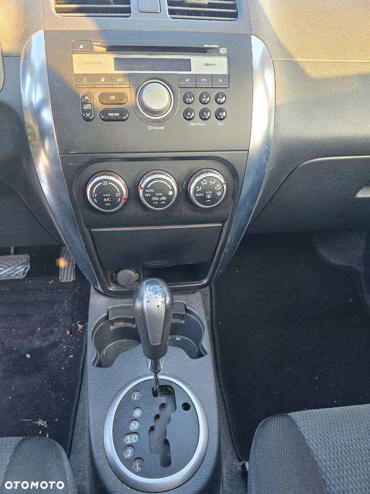 Suzuki SX4 1.6 VVT Automatik 4x2 Comfort - 13