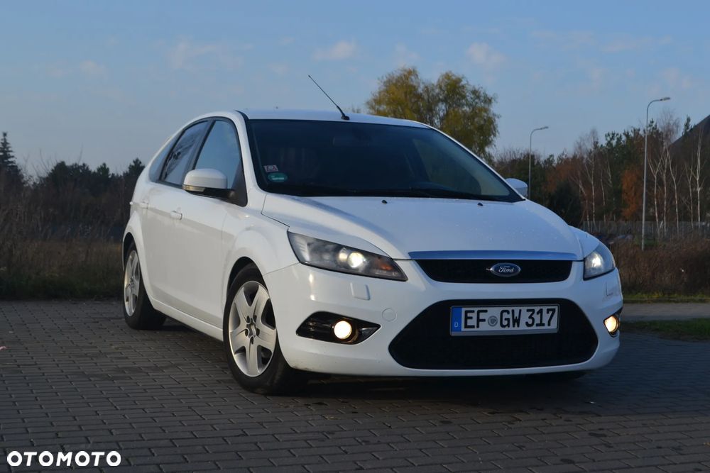 Ford Focus 1.6 TDCi DPF Sport - 19