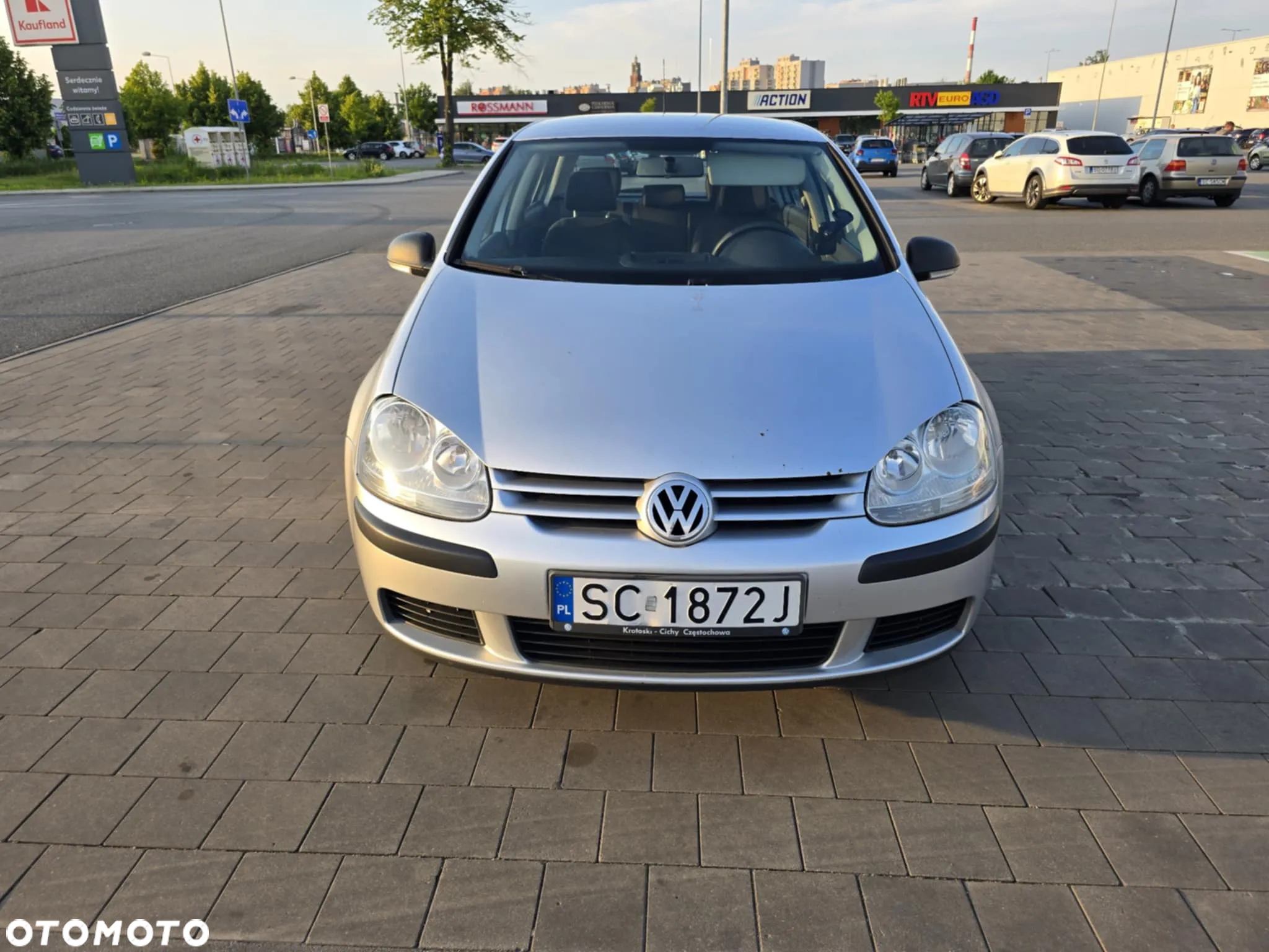 Volkswagen Golf V 1.9 TDI Trendline - 4