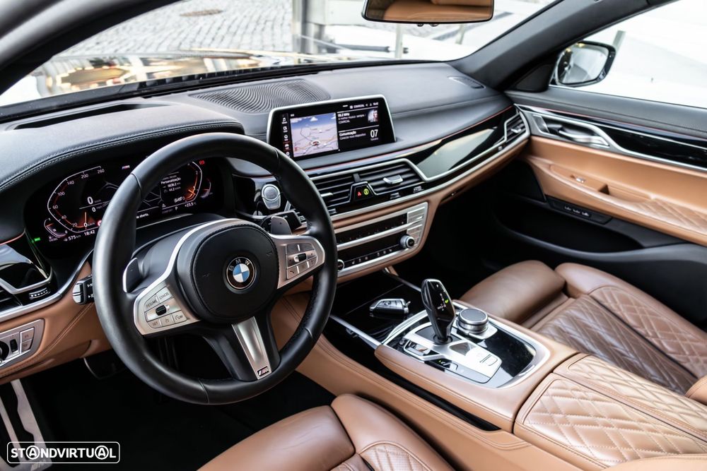 BMW 740 d xDrive Pack M Auto - 14