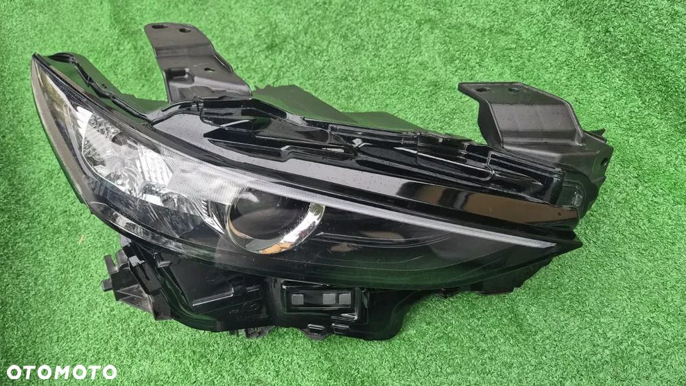 MAZDA 3 2023 2025 Lampa prawa prawy reflektor ORYGINAŁ BHRA67890 BCJH51030 "55"
