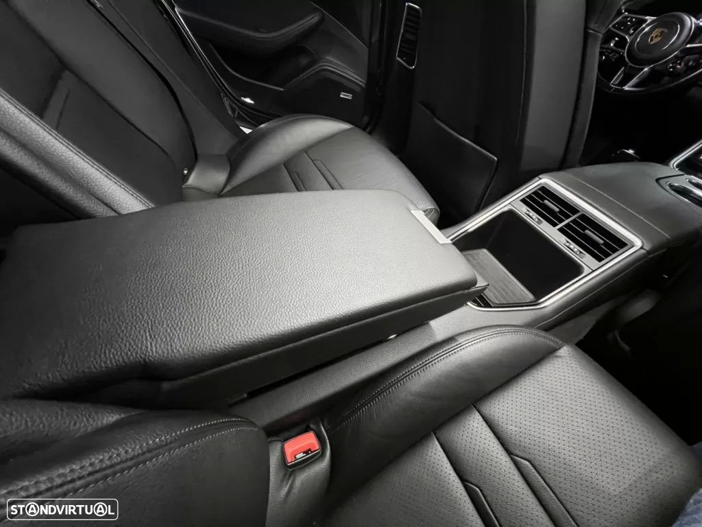 Porsche Panamera 4 E-Hybrid Executive - 43