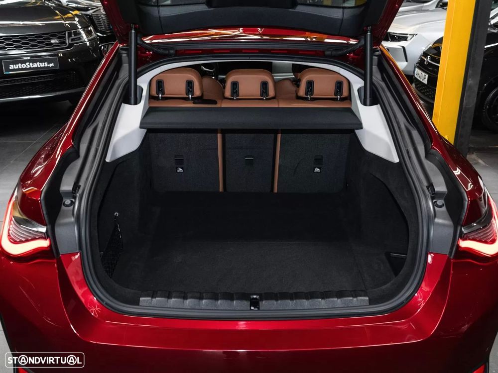 BMW i4 eDrive40 - 22