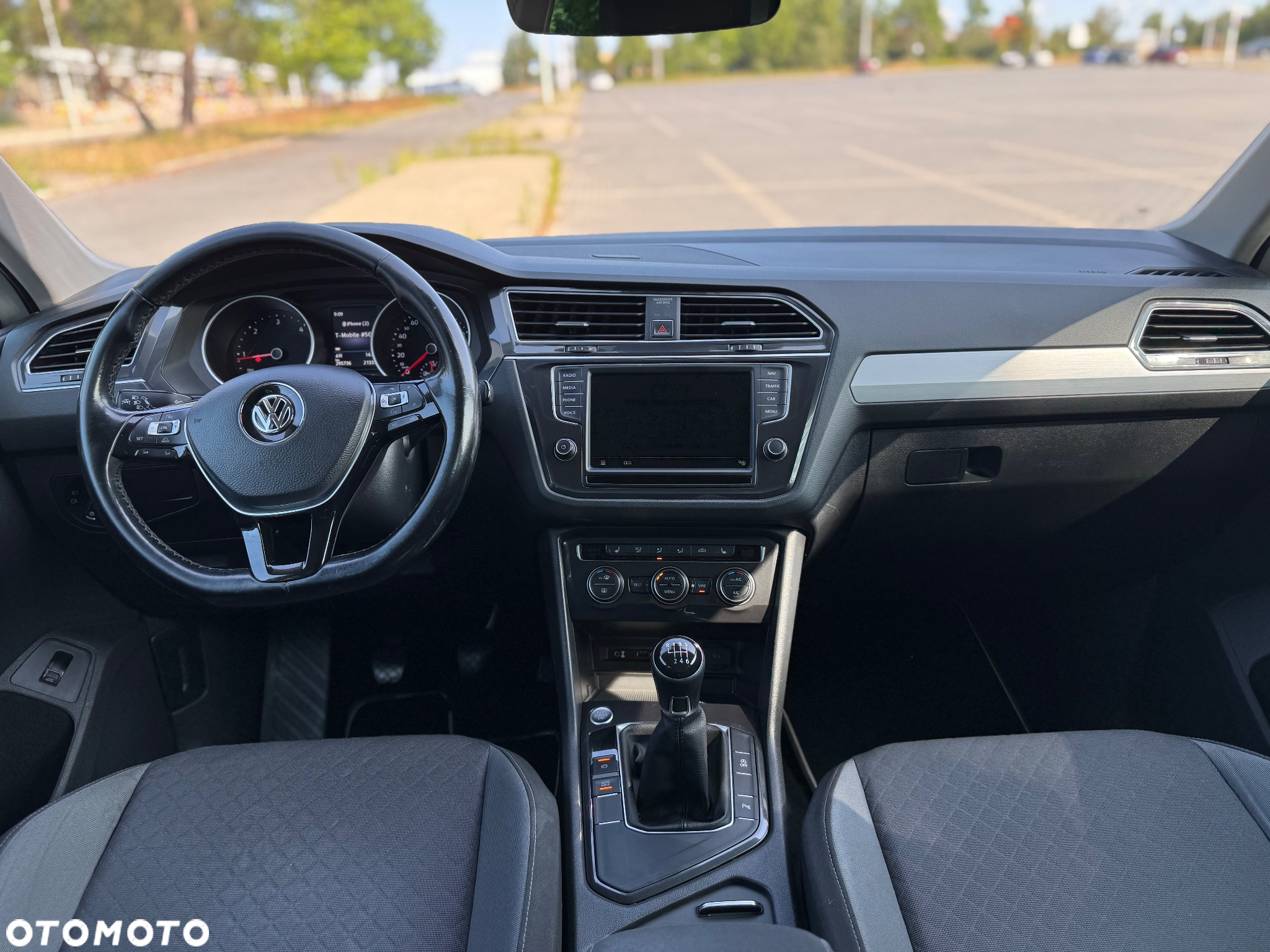 Volkswagen Tiguan 2.0 TDI BMT SCR Comfortline - 10