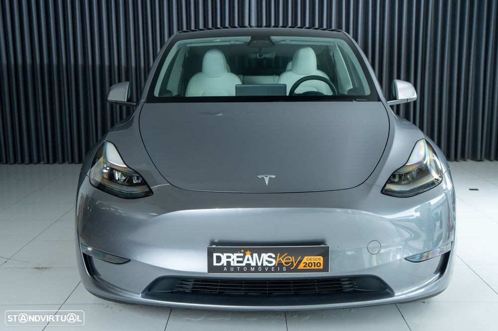 Tesla Model Y Performance Dual Motor AWD - 4