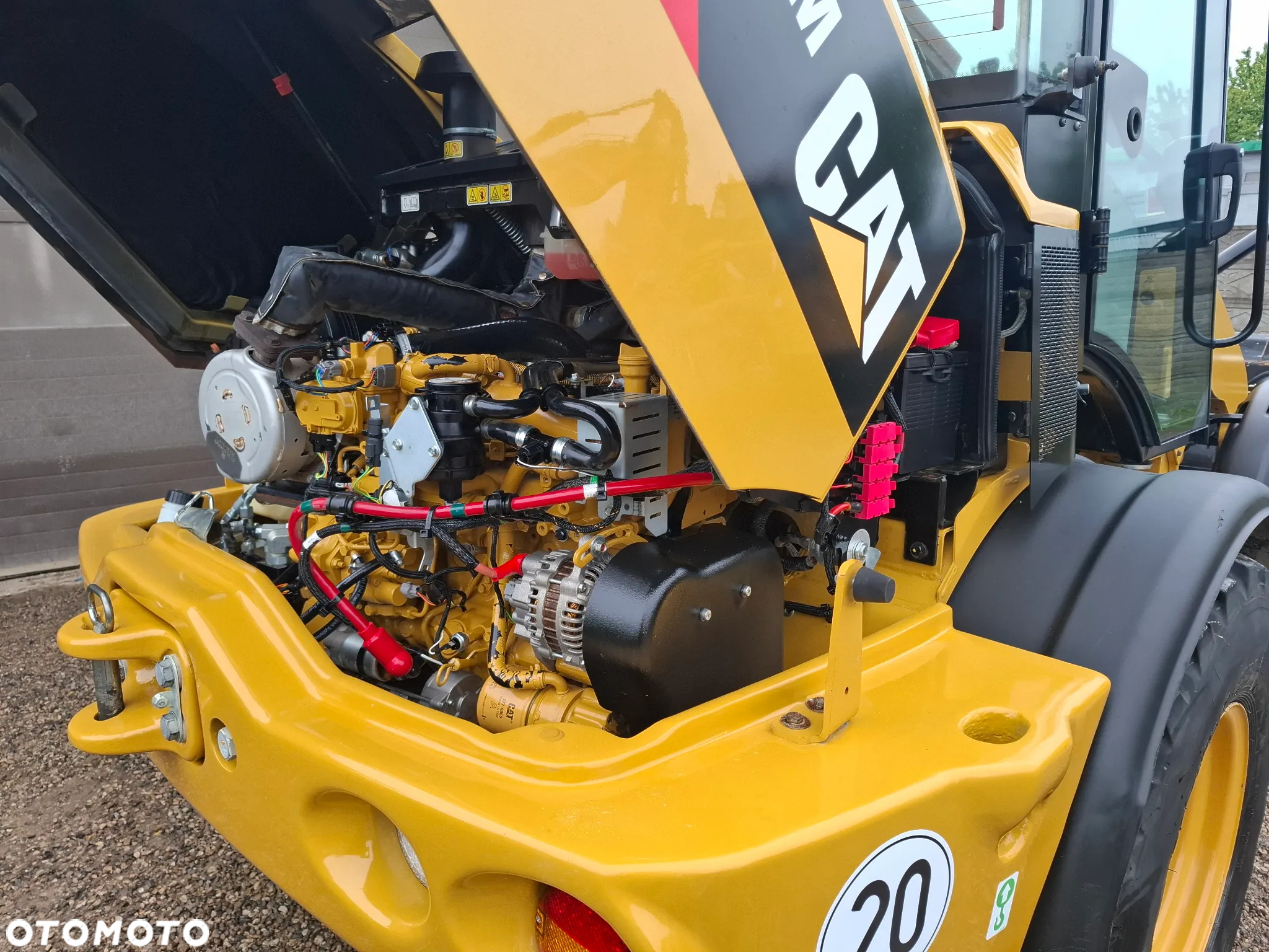 Caterpillar CAT 908 M - 24