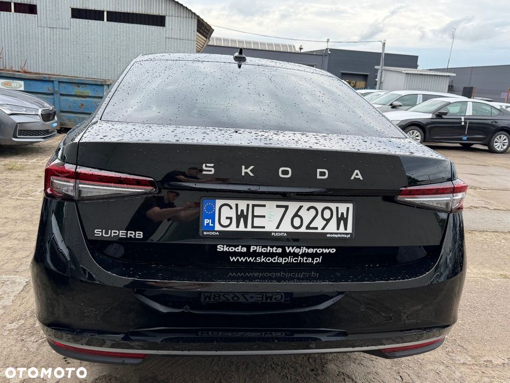 Skoda Superb 2.0 TSI L&K DSG - 8