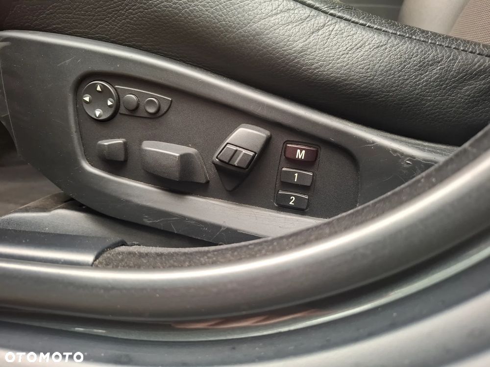 BMW Seria 5 530d xDrive - 18