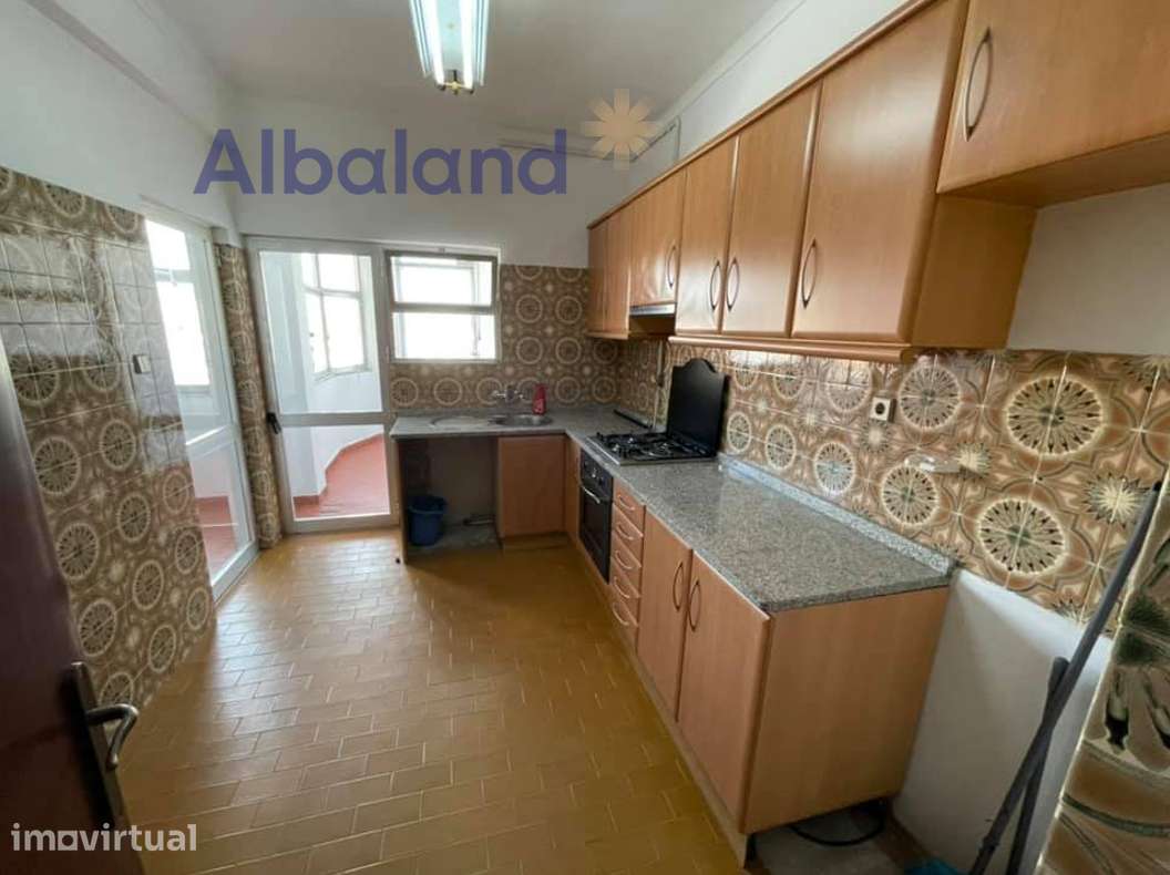 Apartamento T3 – Centro da cidade de Barcelos - Grande imagem: 3/12