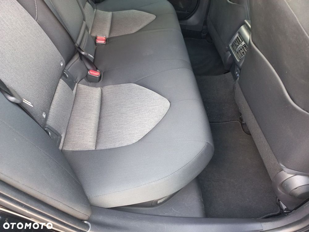 Toyota Camry 2.5 Hybrid Comfort CVT - 11