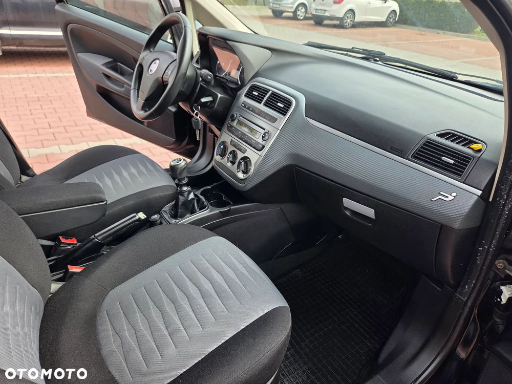 Fiat Grande Punto 1.4 8V Emotion - 21